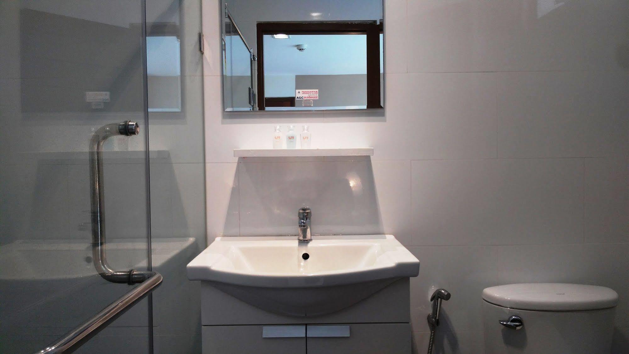 Ur 22 Residence Bangkok Luaran gambar